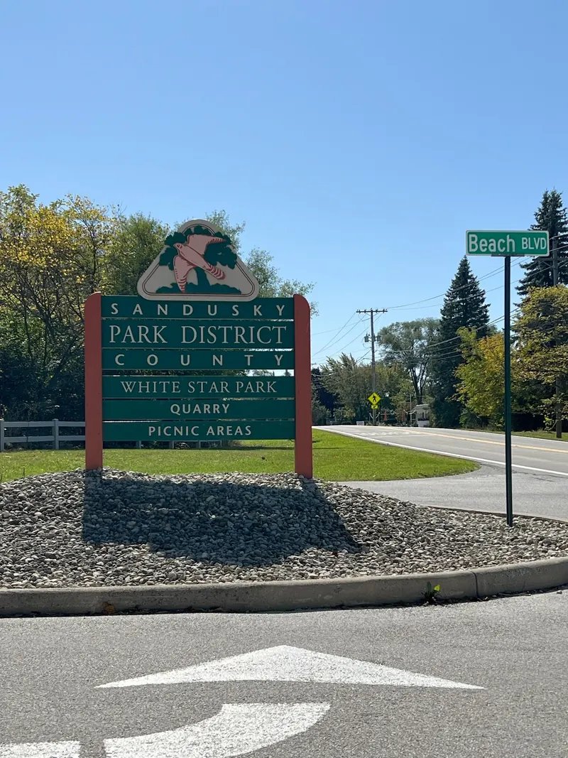 White Star Park quarry and picnic-area sign beside Beach Boulevard in Gibsonburg